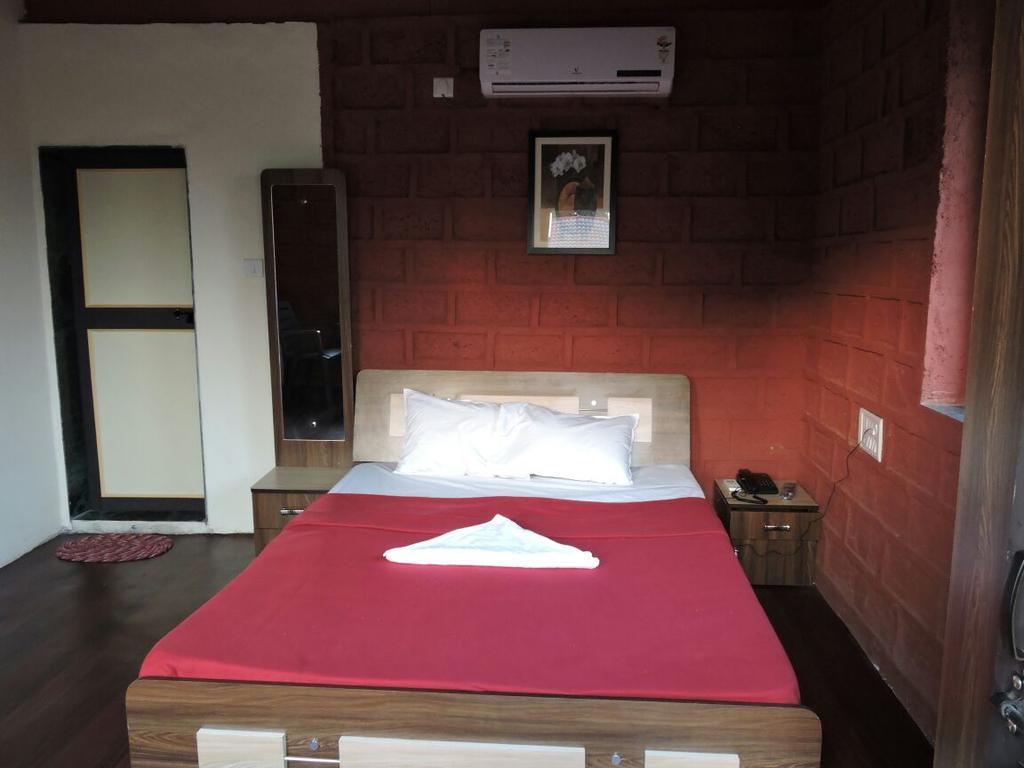Prathamesh Resort Murūd Exterior foto